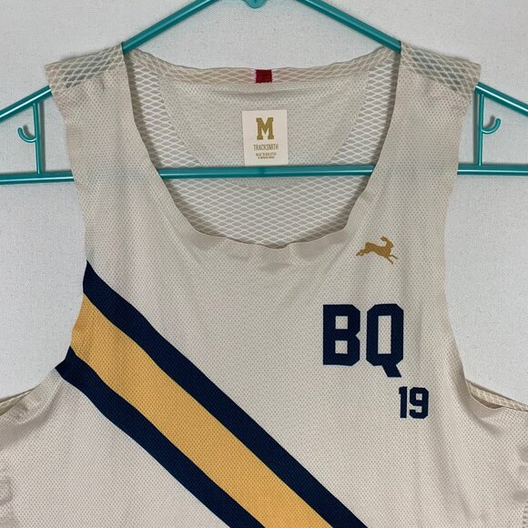 Tracksmith BQ Boston Marathon 2019 Singlet Men's Medium - Picture 2 of 9